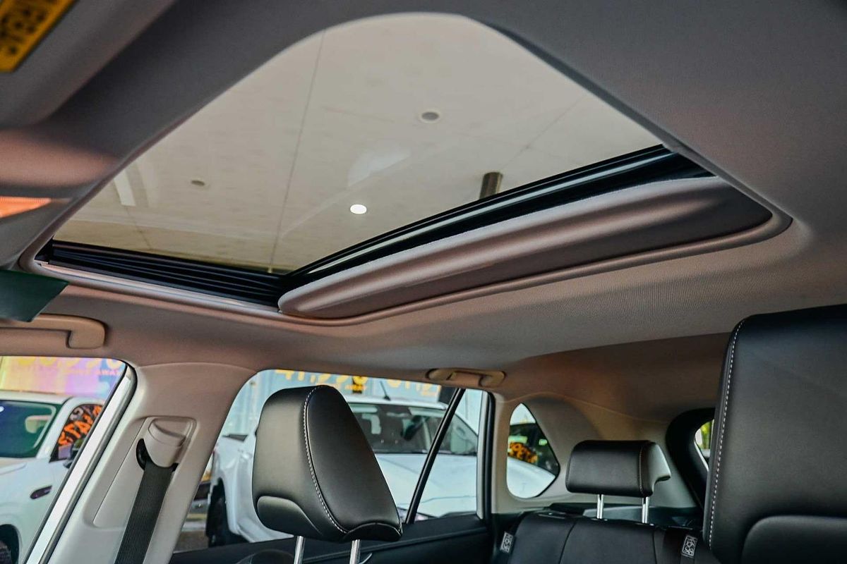 2020 Toyota RAV4 Cruiser AXAH52R