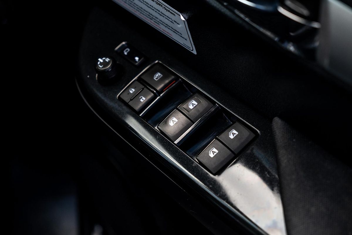2020 Toyota Hilux SR5 GUN126R 4X4