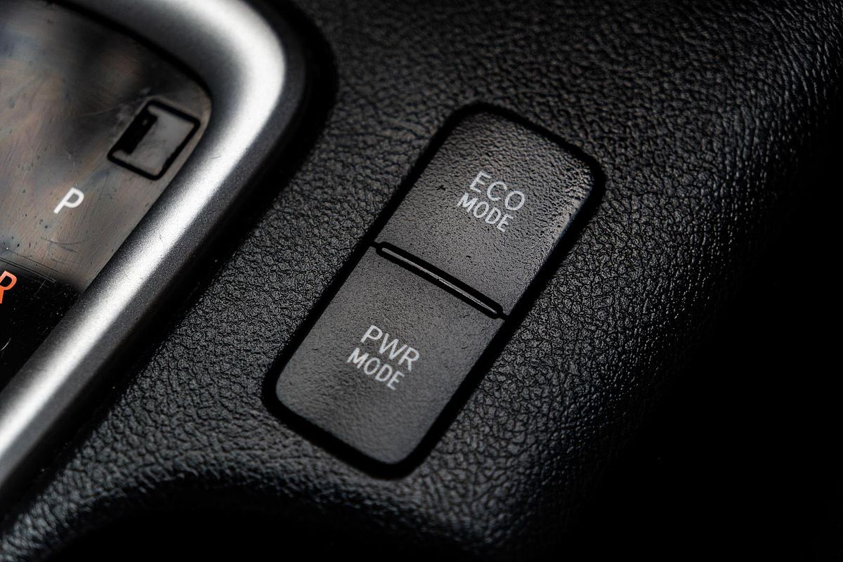 2020 Toyota Hilux SR5 GUN126R 4X4