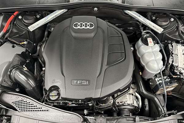 2021 Audi A5 45 TFSI S line F5