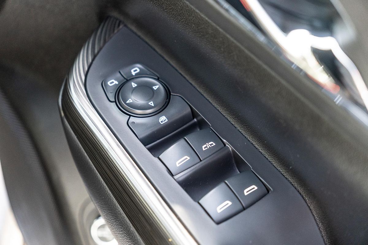 2018 Holden Acadia LTZ AC