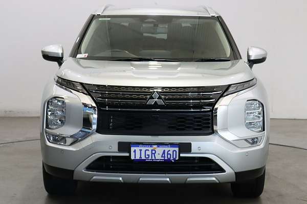 2024 Mitsubishi Outlander LS ZM