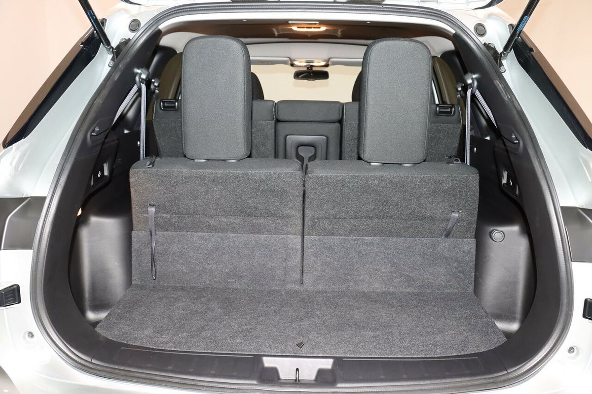 2024 Mitsubishi Outlander LS ZM