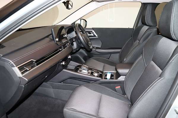 2024 Mitsubishi Outlander LS ZM