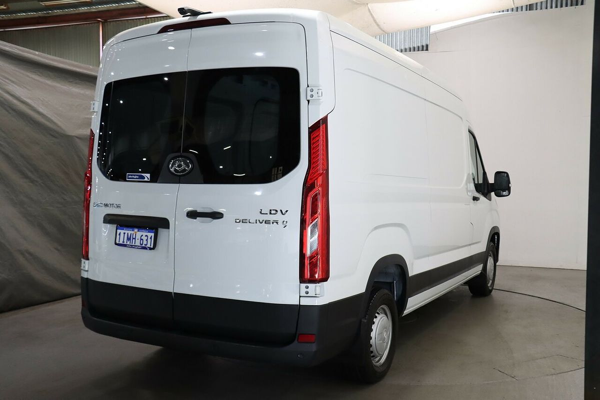 2022 LDV Deliver 9 LWB