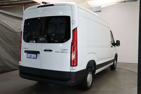 2022 LDV Deliver 9 LWB