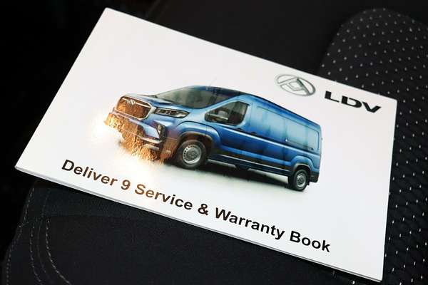 2022 LDV Deliver 9 LWB