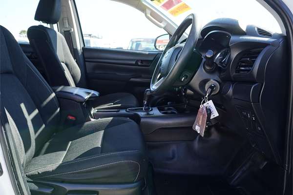 2021 Toyota Hilux SR GUN126R 4X4