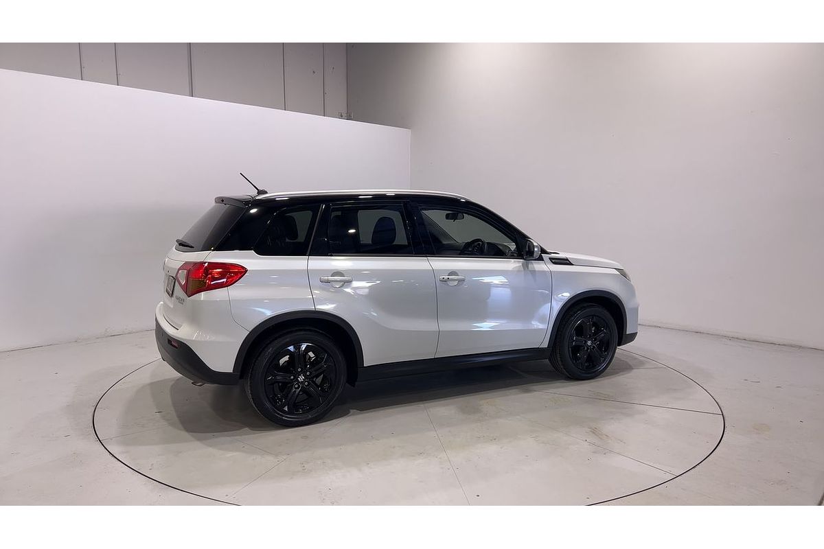 2017 Suzuki Vitara S Turbo LY