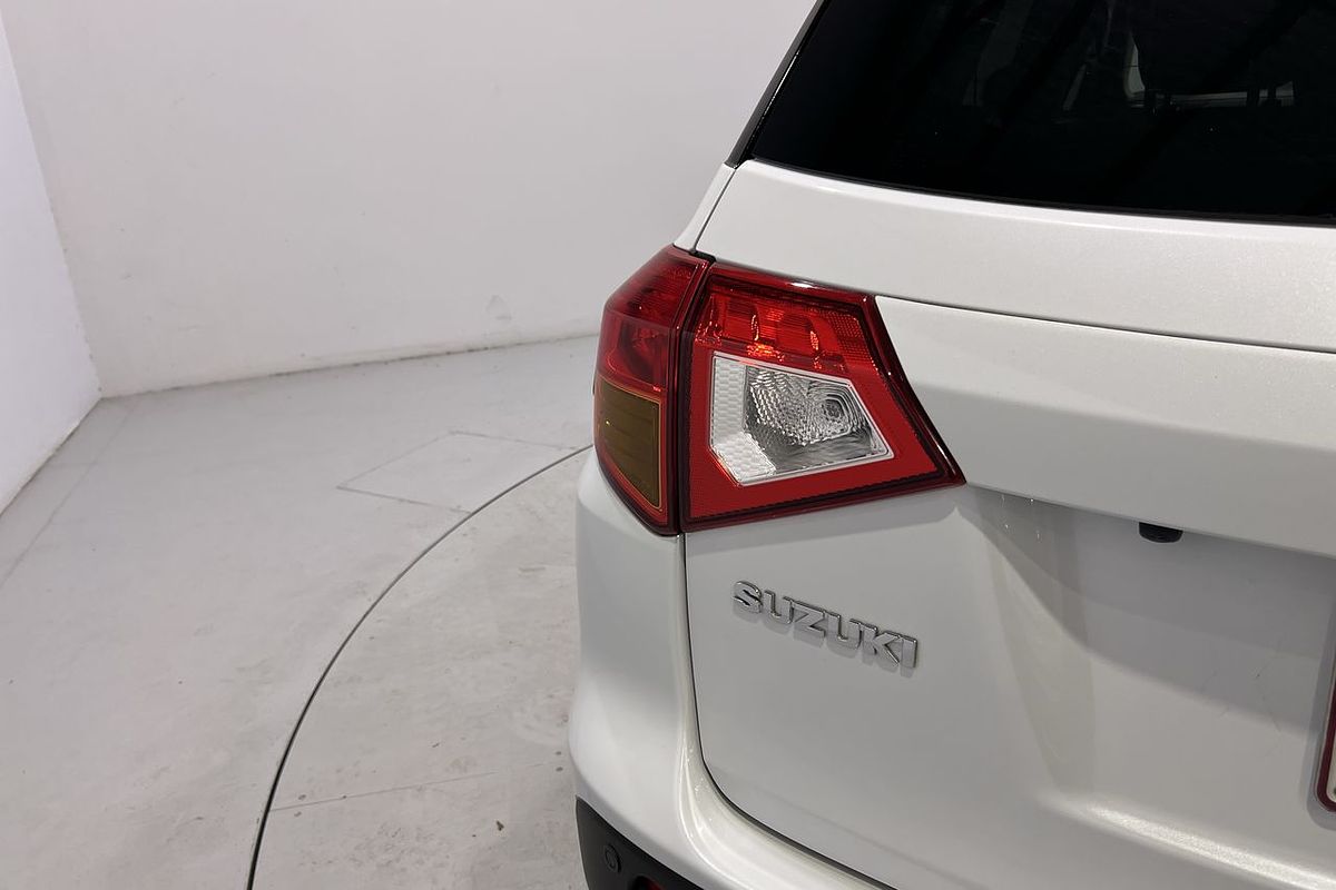 2017 Suzuki Vitara S Turbo LY