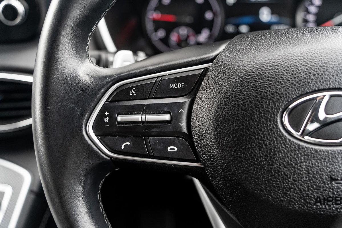 2021 Hyundai Santa Fe Active TM.V3