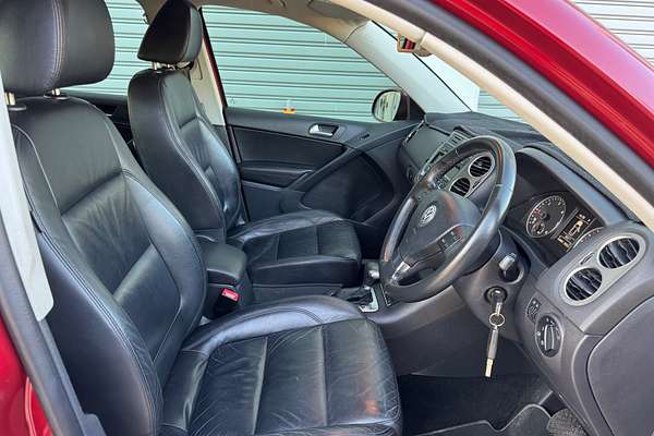 2010 Volkswagen Tiguan 103TDI 5N