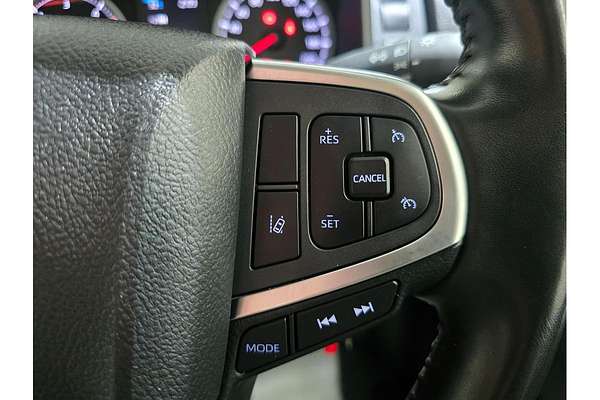 2019 Toyota Hiace Commuter GDH322R