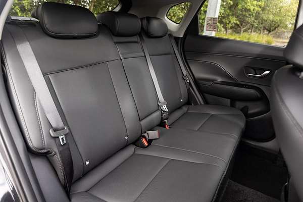 2025 Hyundai Kona Premium SX2.V2