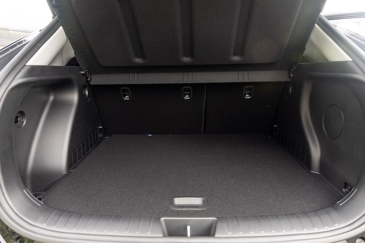 2025 Hyundai Kona Premium SX2.V2