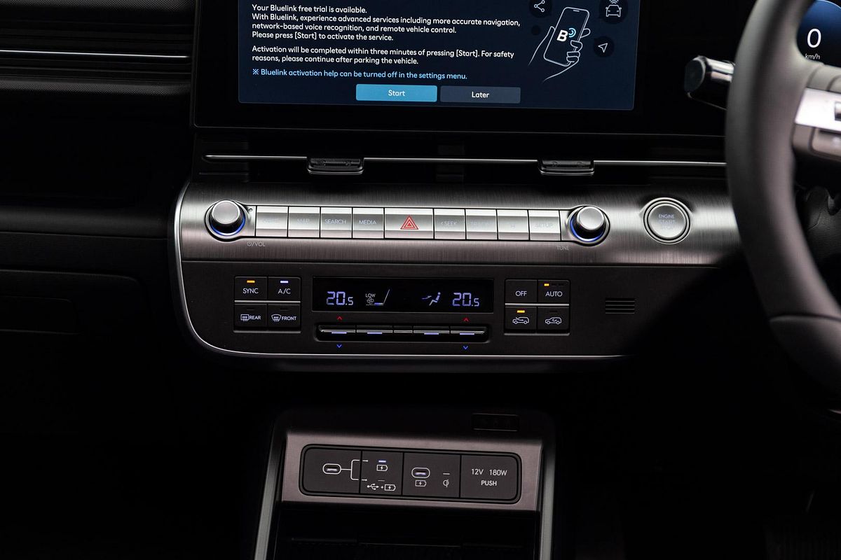 2025 Hyundai Kona Premium SX2.V2