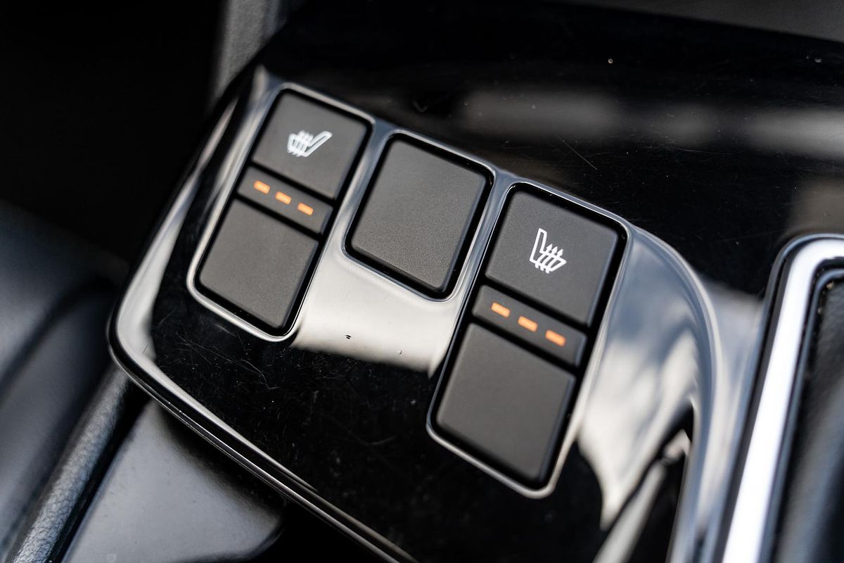 2022 Kia Sportage SX+ NQ5
