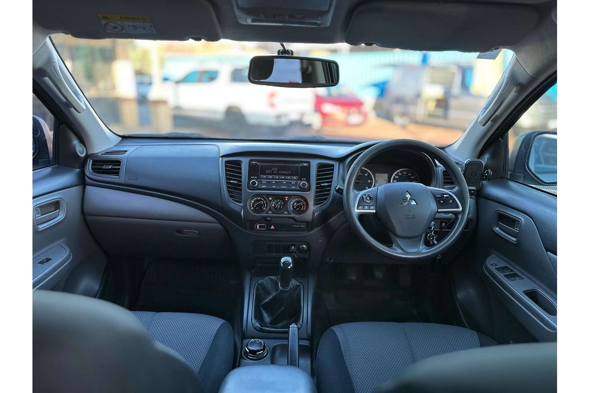 2016 Mitsubishi Triton GLX MQ 4X4