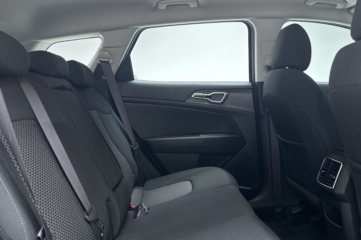 2024 Kia Sportage S NQ5