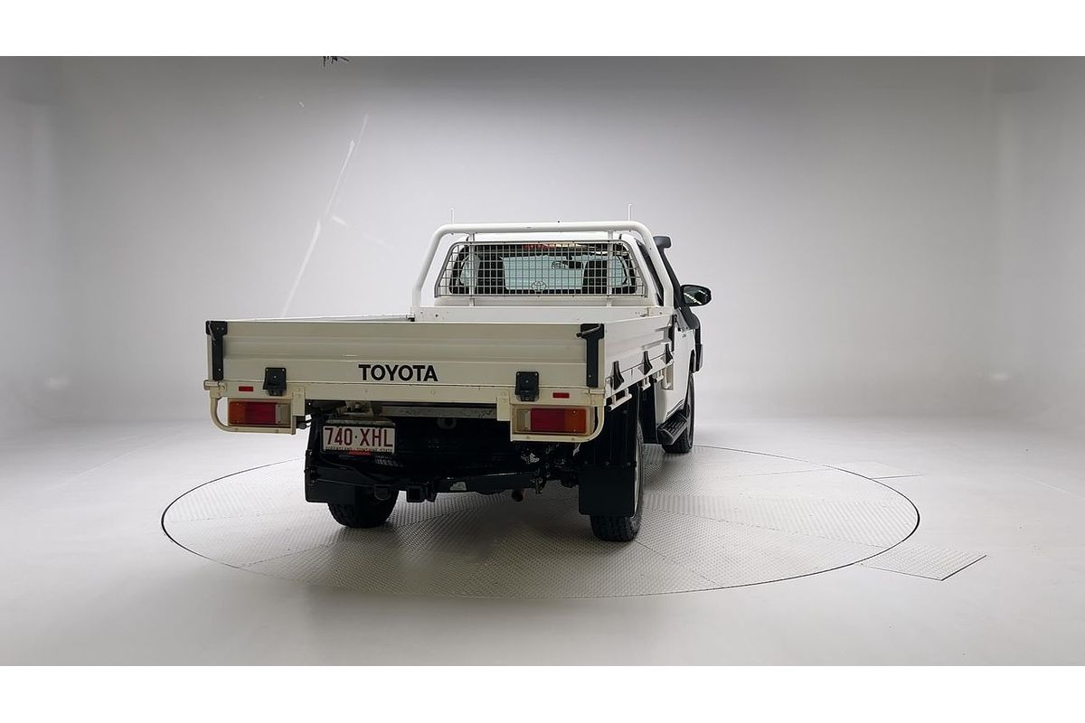2017 Toyota Hilux SR GUN126R 4X4