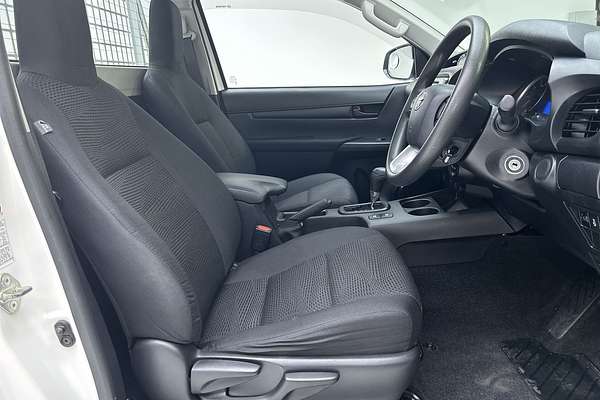 2017 Toyota Hilux SR GUN126R 4X4