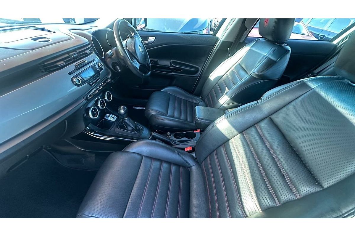 2014 Alfa Romeo Giulietta Distinctive JTD-M Series 0
