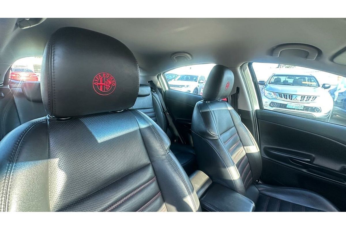 2014 Alfa Romeo Giulietta Distinctive JTD-M Series 0