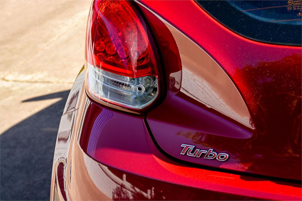 2012 Hyundai Veloster SR Turbo FS2