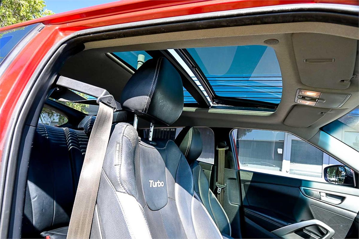 2012 Hyundai Veloster SR Turbo FS2