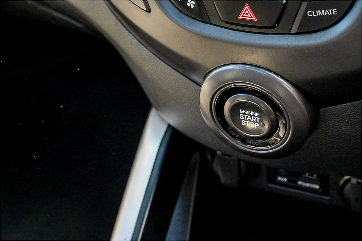 2012 Hyundai Veloster SR Turbo FS2
