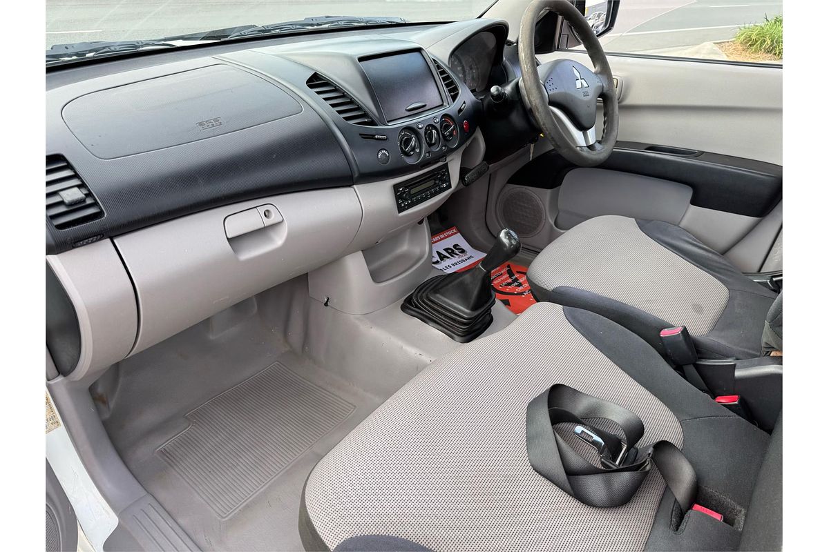 2011 Mitsubishi TRITON GL MN MY11 Rear Wheel Drive