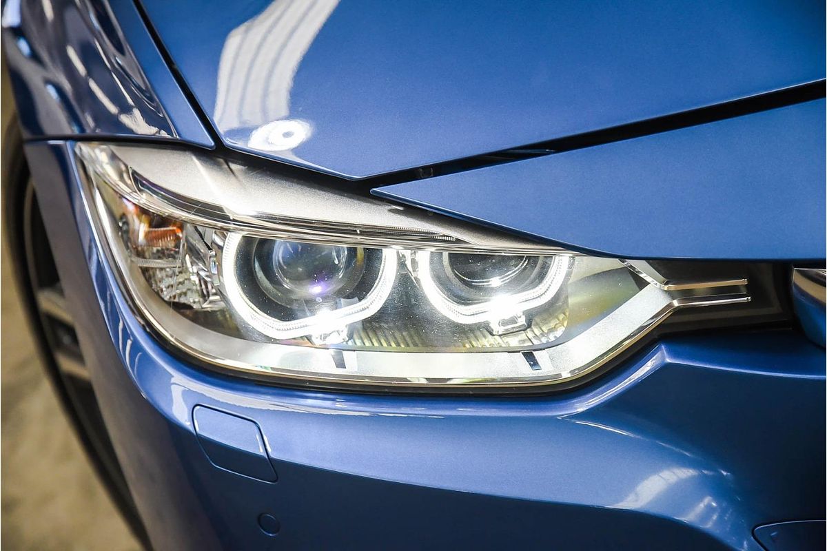 2015 BMW 3 Series 316i Sport Line F30