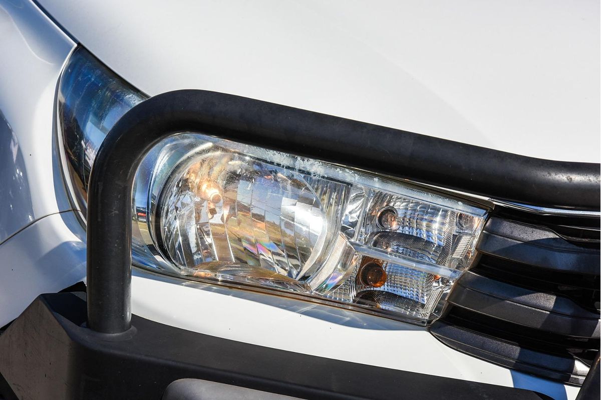 2017 Toyota Hilux SR GUN126R 4X4