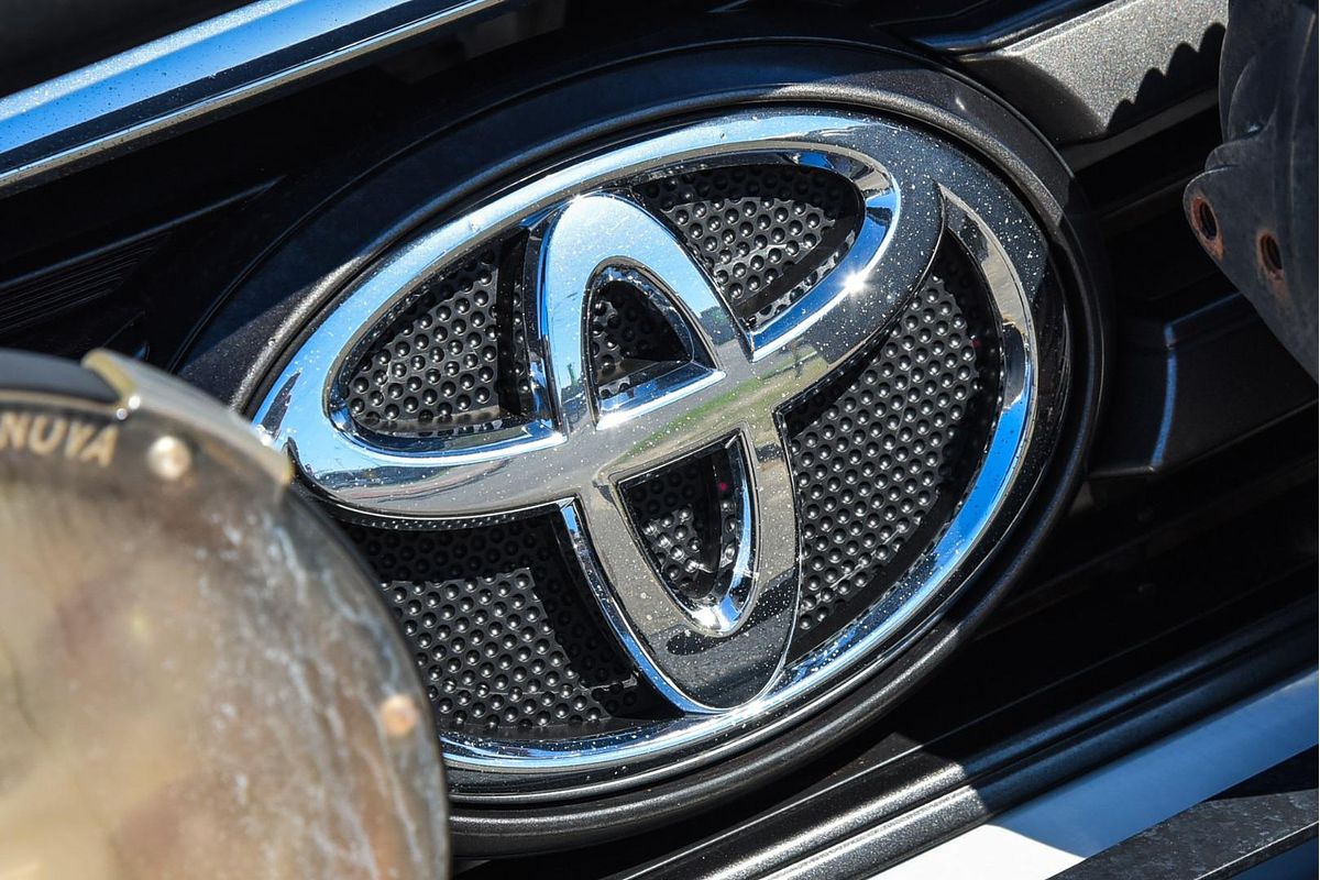 2017 Toyota Hilux SR GUN126R 4X4