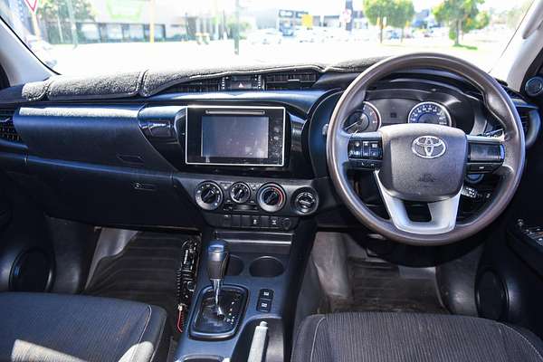 2017 Toyota Hilux SR GUN126R 4X4