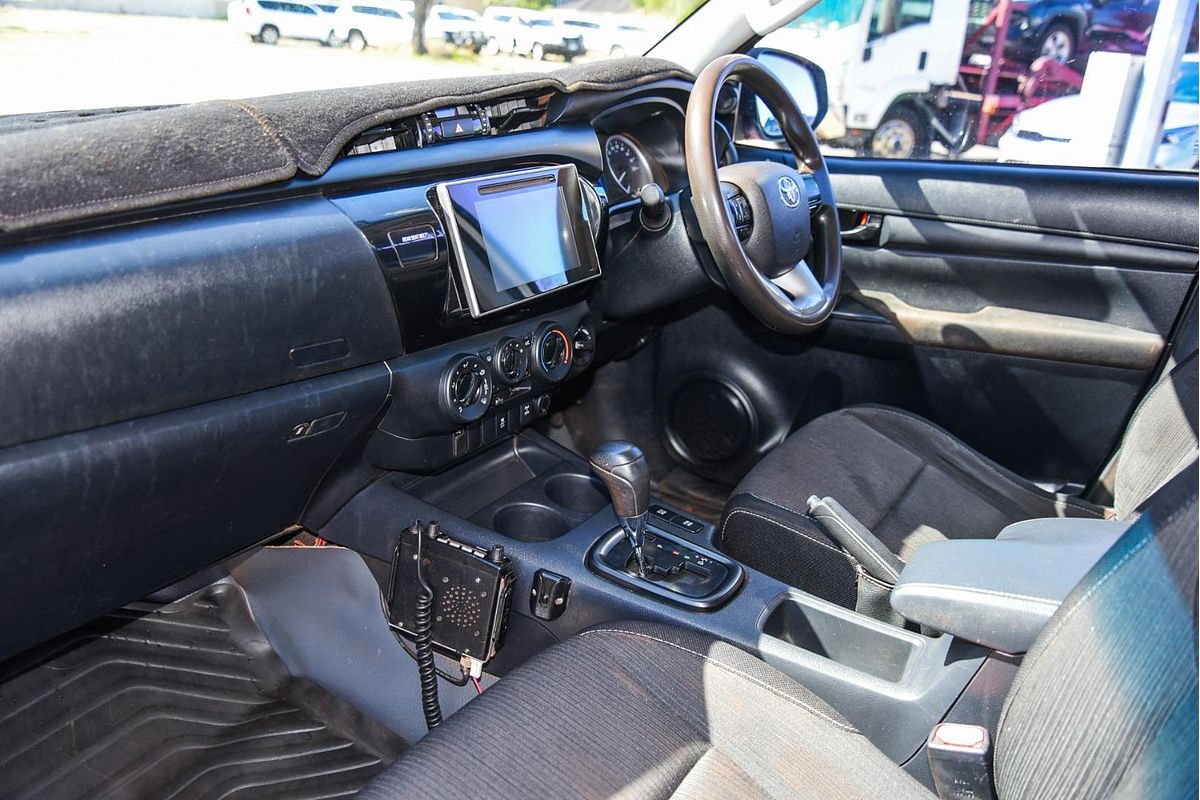 2017 Toyota Hilux SR GUN126R 4X4