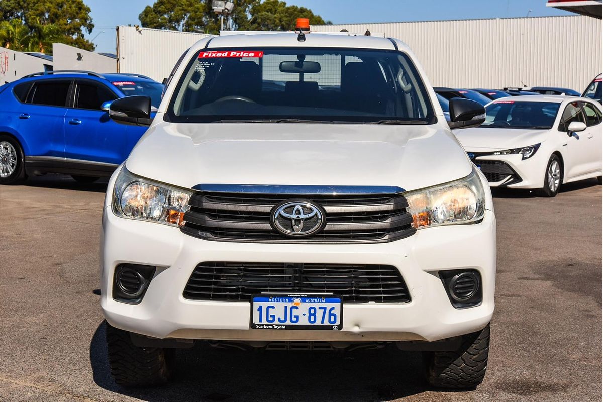2017 Toyota Hilux SR GUN126R 4X4