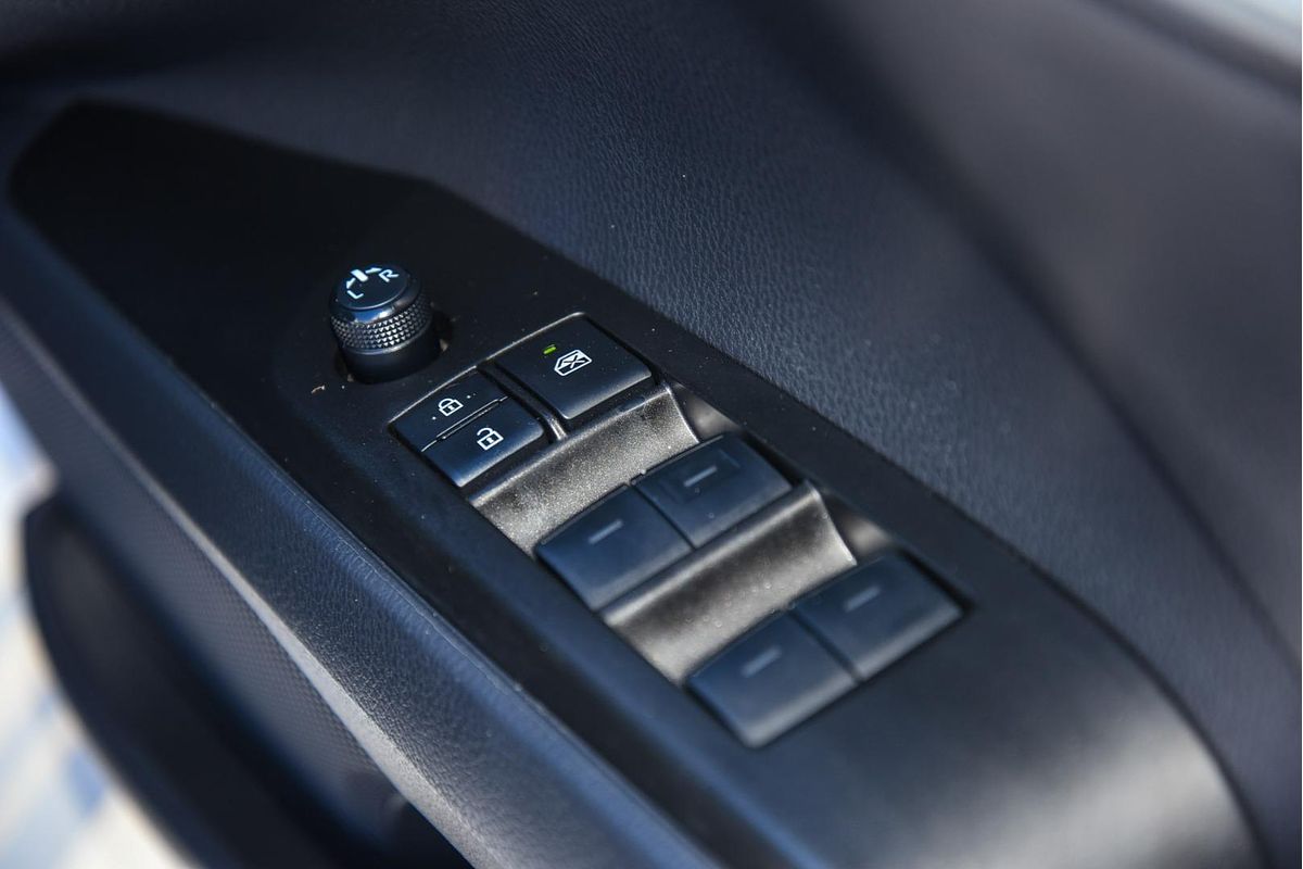 2023 Toyota Camry Ascent AXVH70R