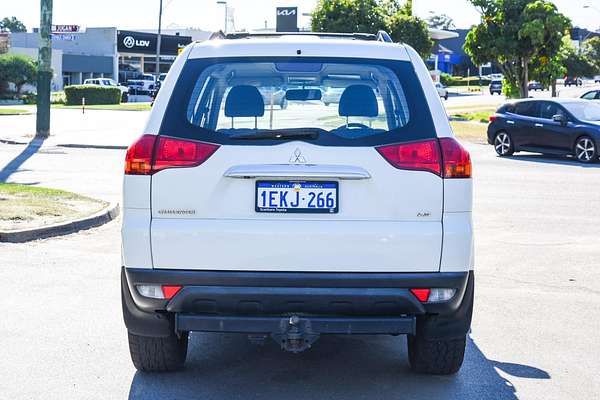 2011 Mitsubishi Challenger LS PB