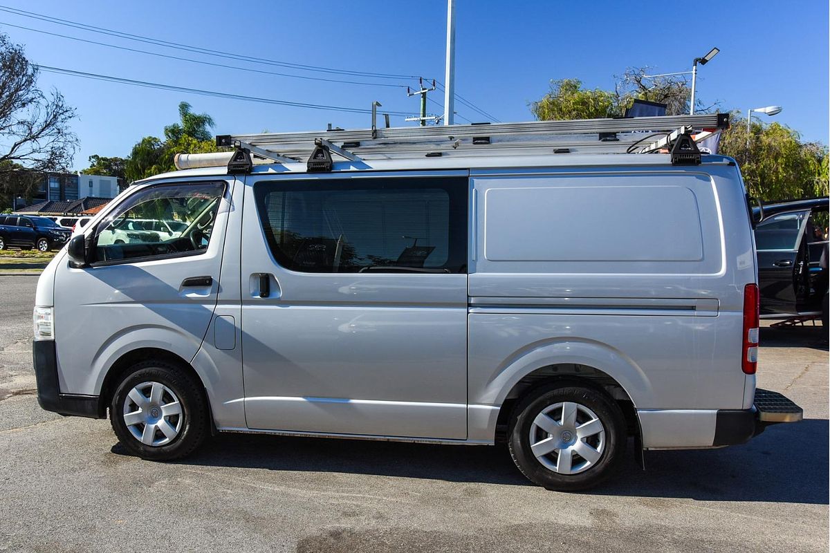 2015 Toyota Hiace TRH201R LWB