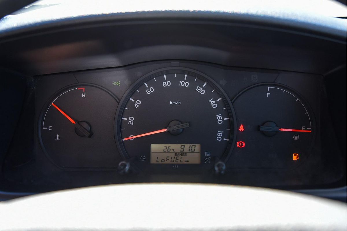 2015 Toyota Hiace TRH201R LWB