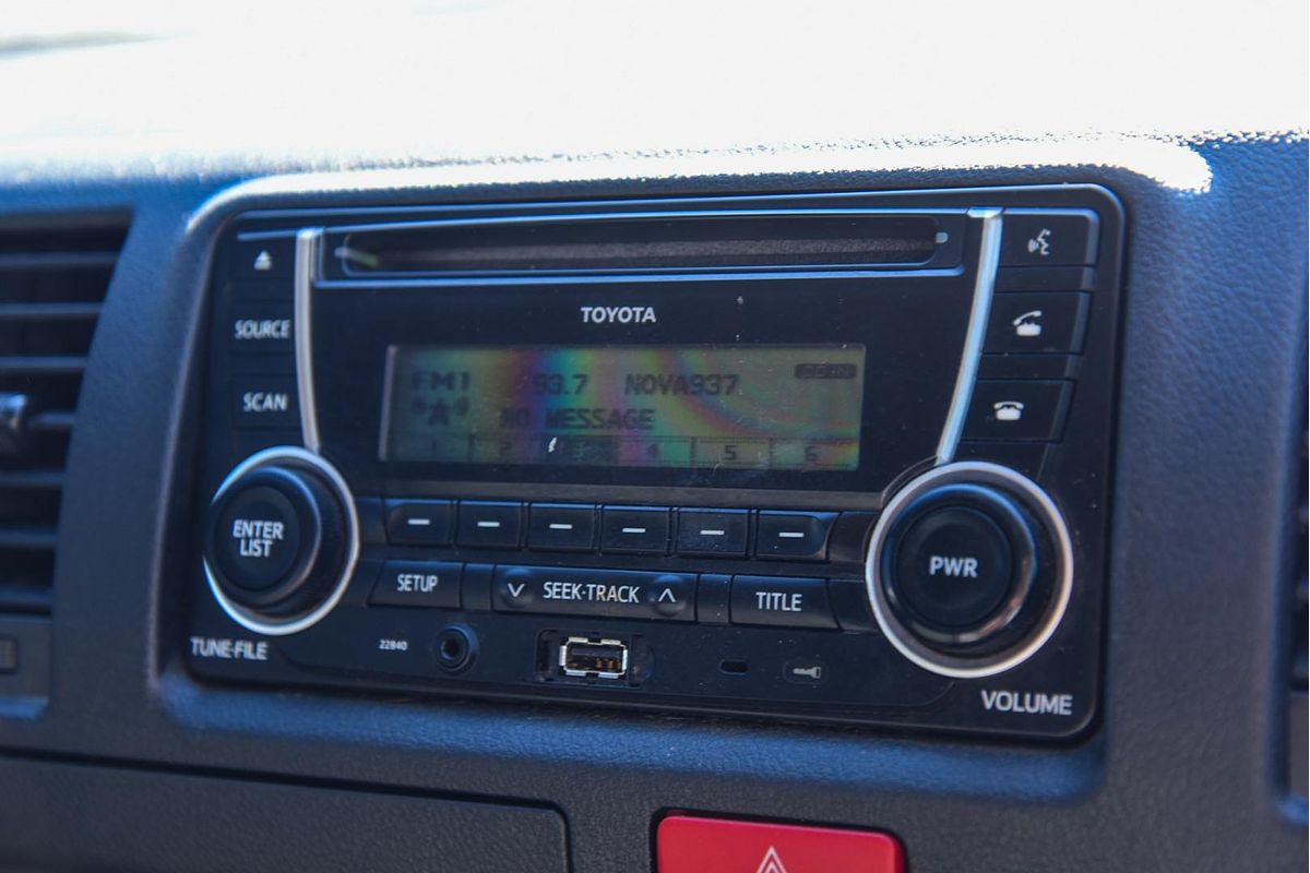 2015 Toyota Hiace TRH201R LWB