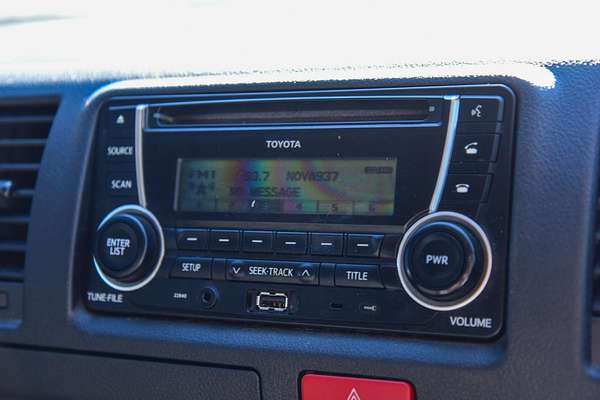 2015 Toyota Hiace TRH201R LWB