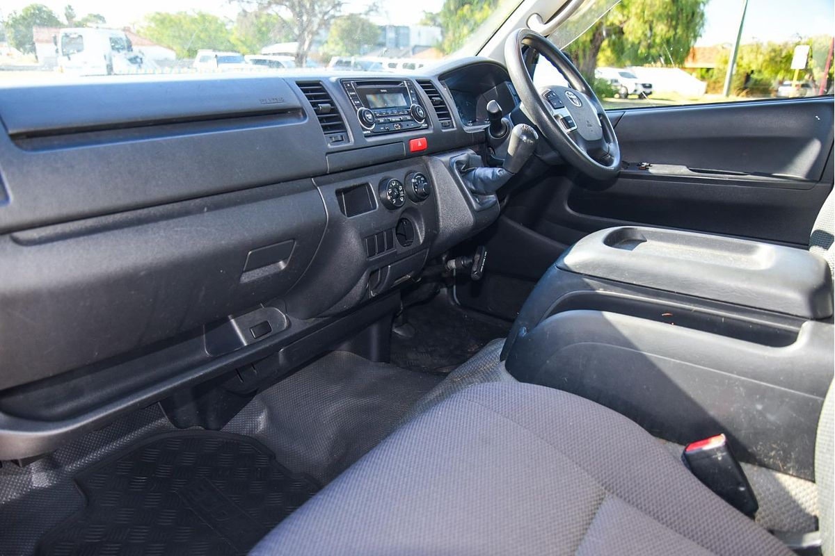 2015 Toyota Hiace TRH201R LWB