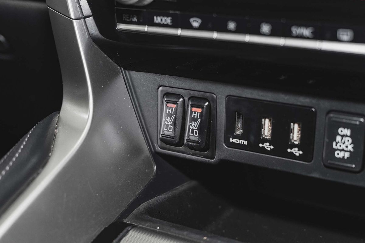 2020 Mitsubishi Pajero Sport Exceed QF