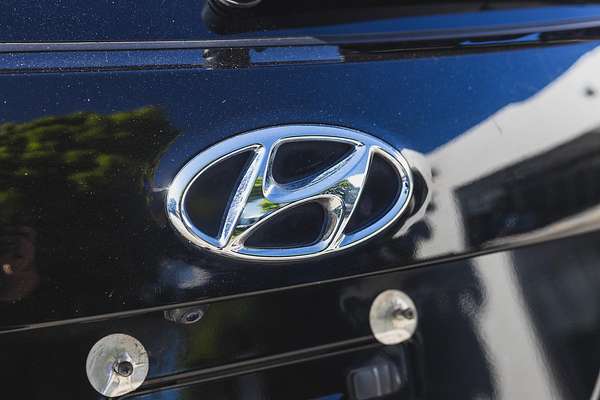 2016 Hyundai Santa Fe Highlander DM3 Series II
