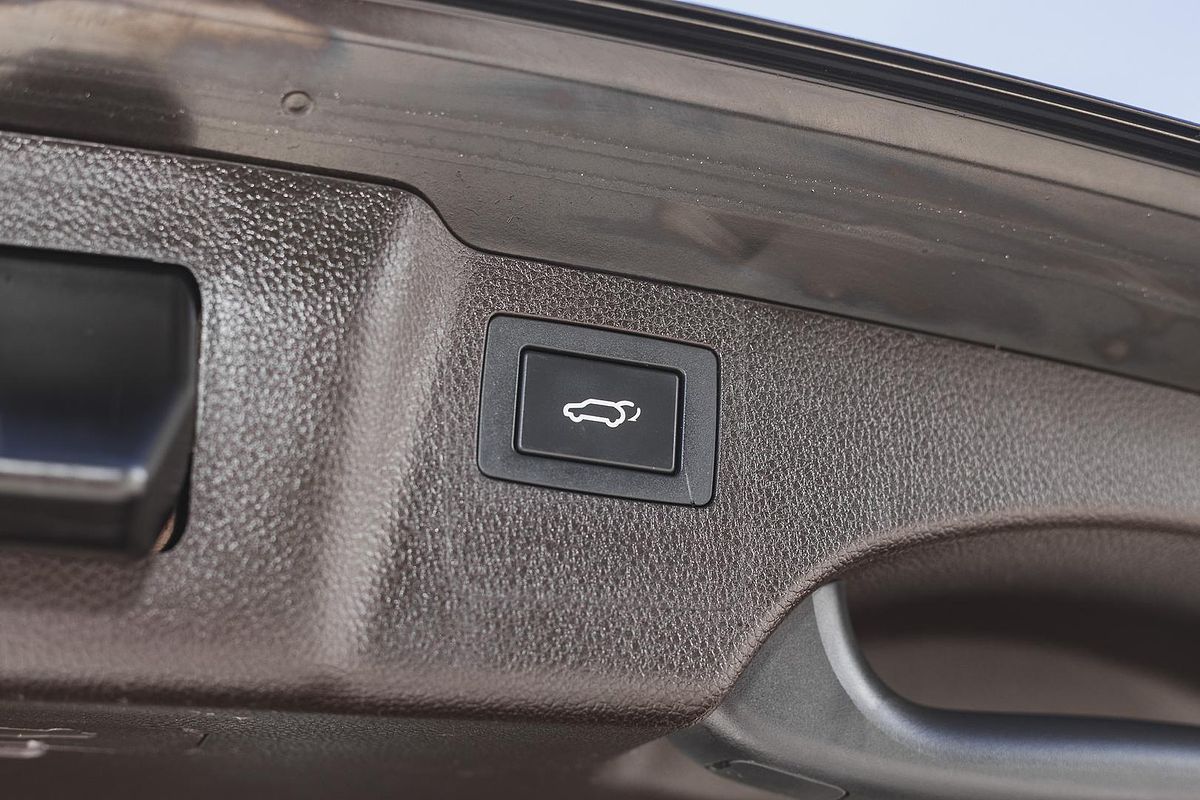 2016 Hyundai Santa Fe Highlander DM3 Series II