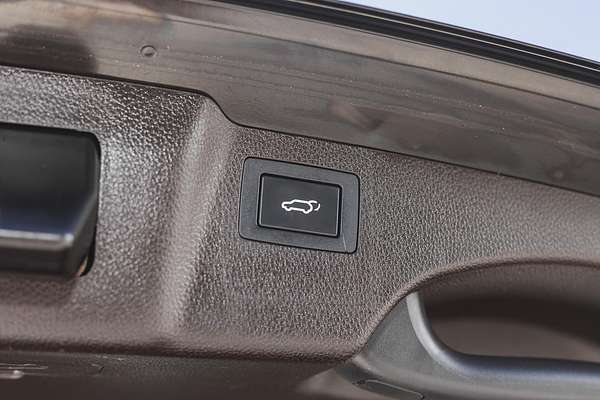 2016 Hyundai Santa Fe Highlander DM3 Series II
