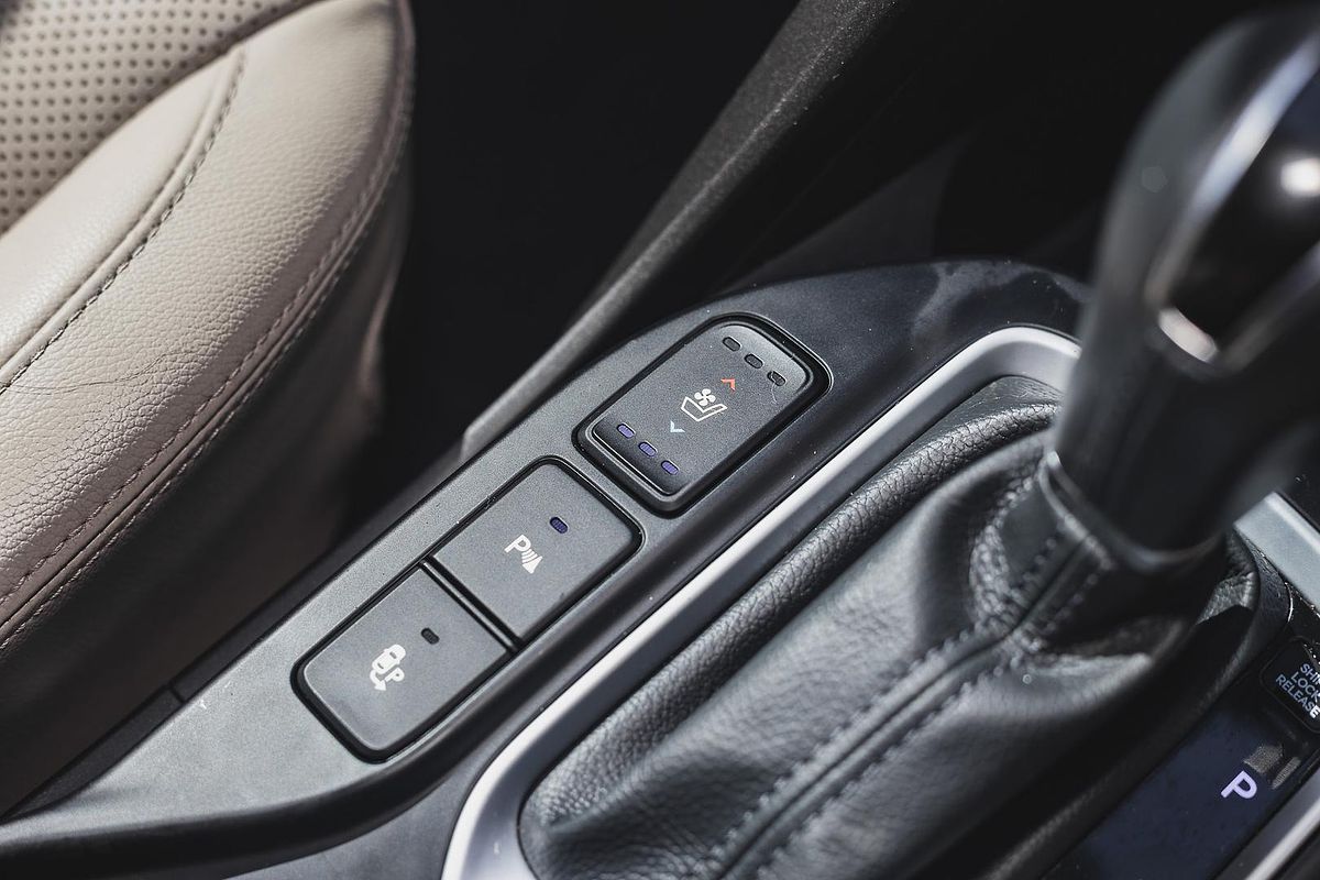 2016 Hyundai Santa Fe Highlander DM3 Series II