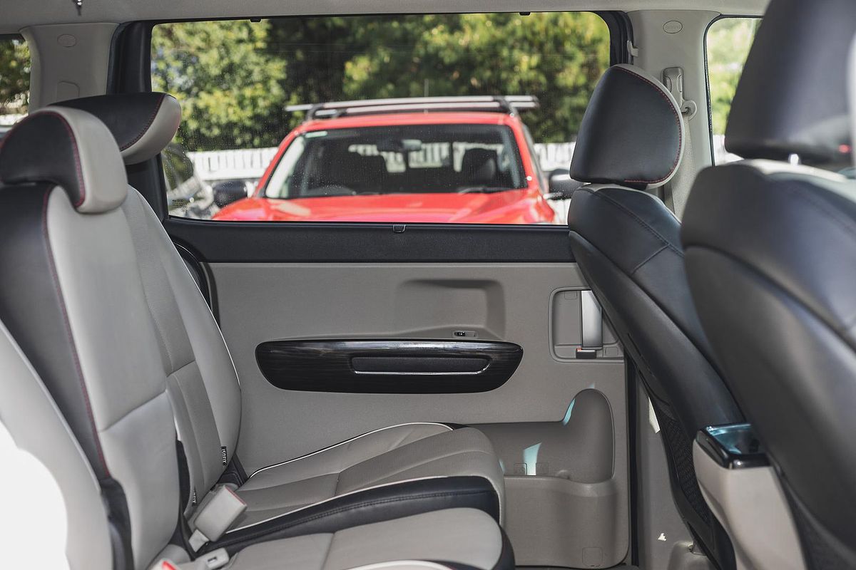 2019 Kia Carnival Platinum YP